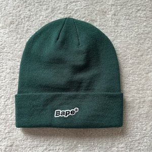NWT - A Bathing Ape “Bape-patch knitted Beanie”